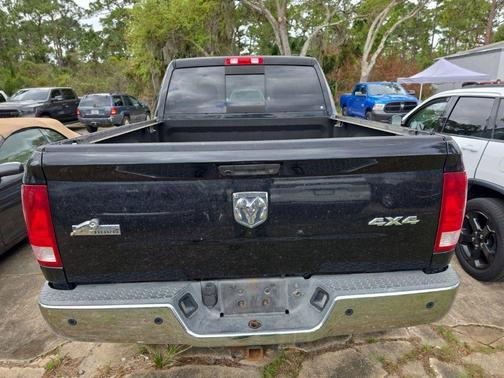 Brilliant Black Crystal Pearlcoat 2010 Dodge Ram 2500 SLT