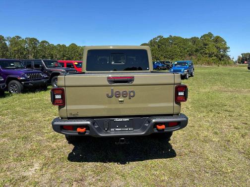 2026 Jeep Gladiator Mojave 4x4
