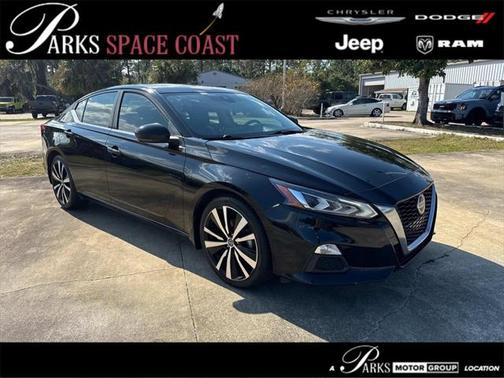 2021 Nissan Altima SR FWD