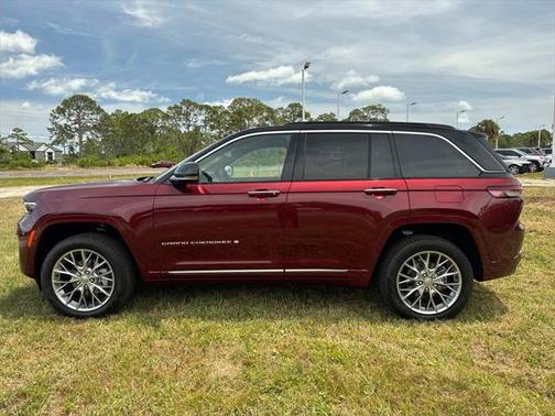 2025 Jeep Grand Cherokee Summit