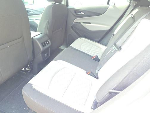 Summit White 2021 Chevrolet Equinox LS