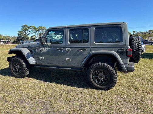 Sting-Gray Clearcoat 2022 Jeep Wrangler Unlimited Rubicon 392
