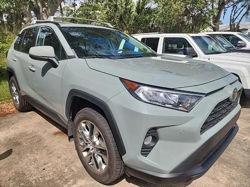 2021 Toyota RAV4 XLE Premium