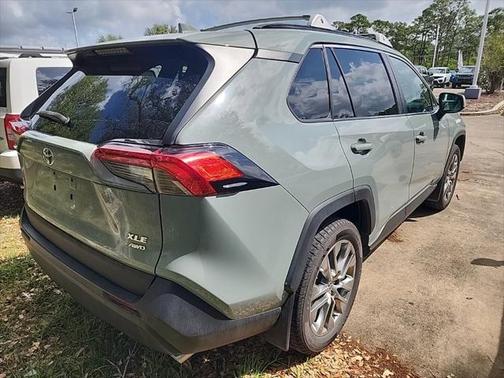 2021 Toyota RAV4 XLE Premium
