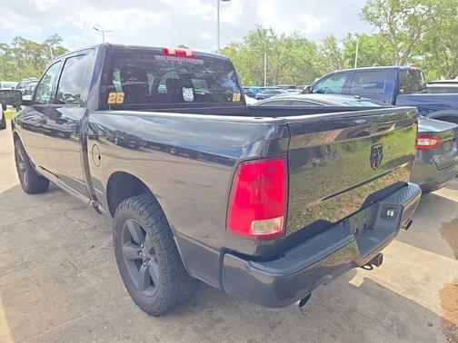 Brilliant Black Crystal Pearlcoat 2017 RAM 1500 Express