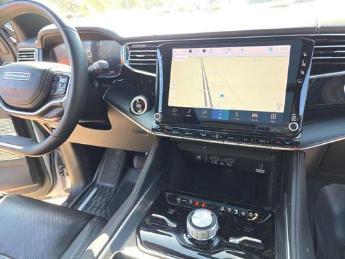 2024 Jeep Grand Wagoneer L Series II 4x4