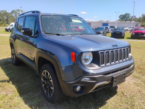 Slate Blue Pearlcoat 2023 Jeep Renegade Upland