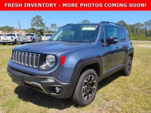 Slate Blue Pearlcoat 2023 Jeep Renegade Upland