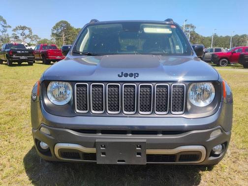 Slate Blue Pearlcoat 2023 Jeep Renegade Upland