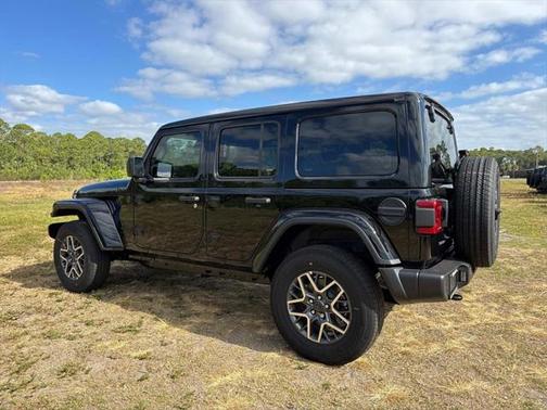 2025 Jeep Wrangler 4-Door Sahara 4x4