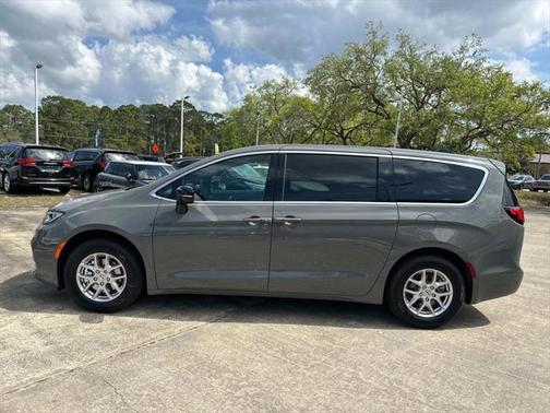 2025 Chrysler Pacifica L