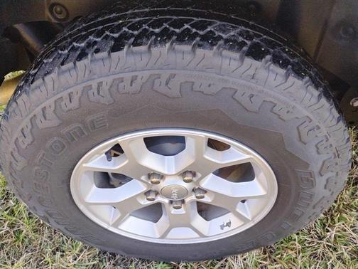 2022 Jeep Wrangler Sport