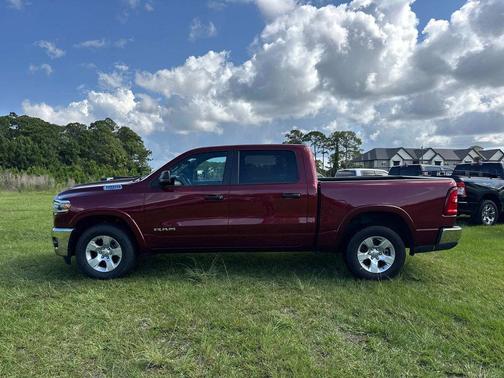 Delmonico Red Pearlcoat 2025 RAM 1500 Big Horn/Lone Star