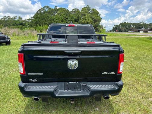 Black Forest Green Pearlcoat 2019 RAM 1500 Big Horn