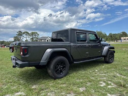 2021 Jeep Gladiator Willys 4x4