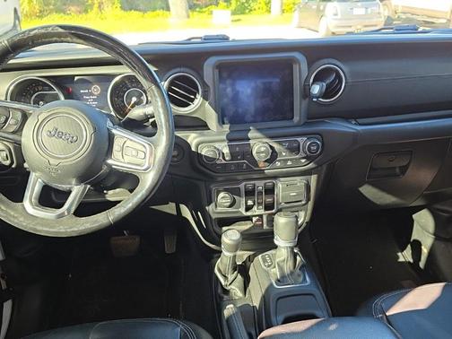 2020 Jeep Gladiator Overland