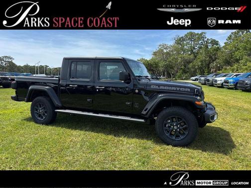 Black Clearcoat 2026 Jeep Gladiator 85th Anniversary Edition