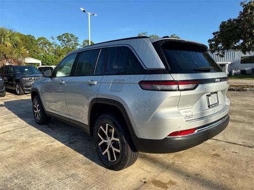 2025 Jeep Grand Cherokee Limited X