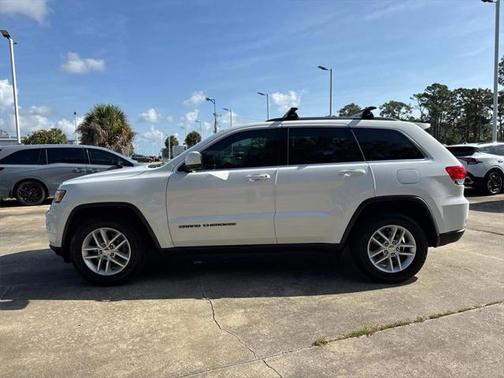 2018 Jeep Grand Cherokee Laredo E