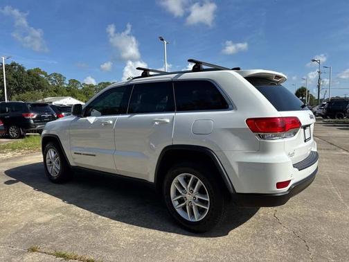 2018 Jeep Grand Cherokee Laredo E