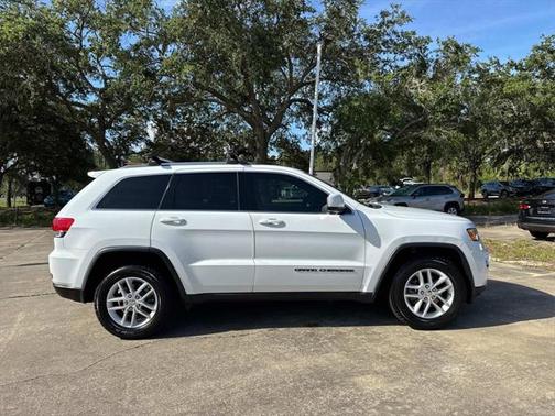 2018 Jeep Grand Cherokee Laredo E