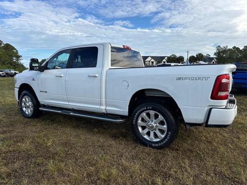 2023 RAM 2500 Big Horn Crew Cab 4x4 6'4' Box