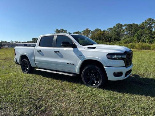 Bright White Clearcoat 2026 RAM 1500 Big Horn/Lone Star