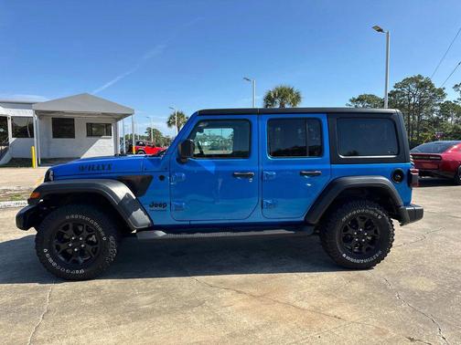 Hydro Blue Pearlcoat 2022 Jeep Wrangler Willys