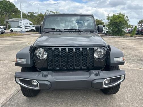 2023 Jeep Gladiator Sport S