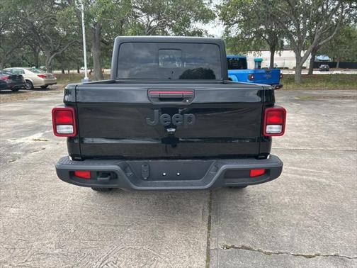 2023 Jeep Gladiator Sport S