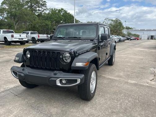 2023 Jeep Gladiator Sport S