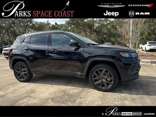 Diamond Black Crystal Pearlcoat 2026 Jeep Compass Latitude