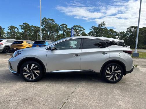 2022 Nissan Murano SL FWD