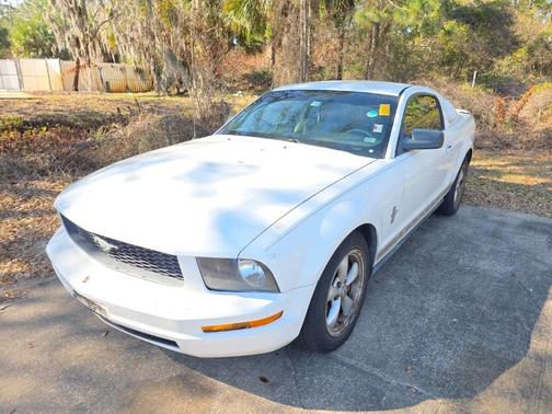 2007 Ford Mustang Deluxe