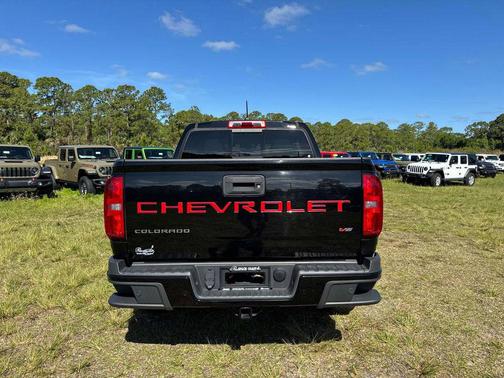 Black 2022 Chevrolet Colorado Z71
