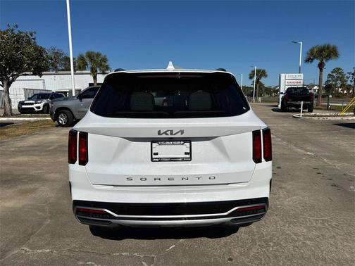 2022 Kia Sorento EX