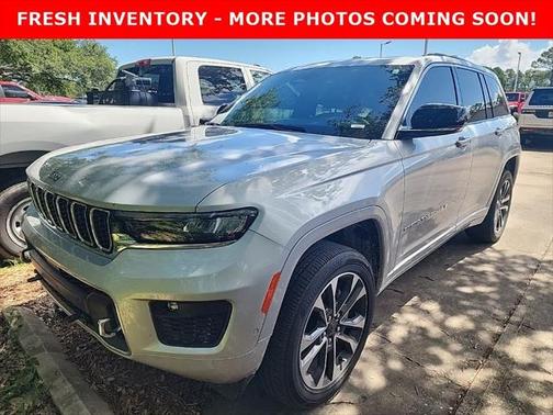 2022 Jeep Grand Cherokee Overland