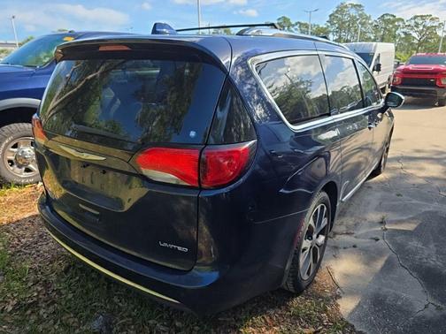2017 Chrysler Pacifica Limited