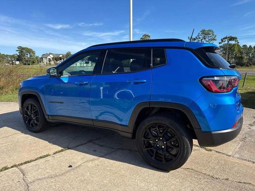 Hydro Blue Pearlcoat 2026 Jeep Compass Sport