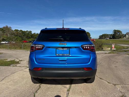Hydro Blue Pearlcoat 2026 Jeep Compass Sport