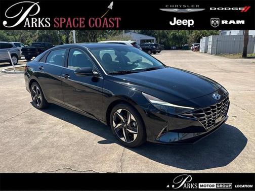 2022 Hyundai ELANTRA Limited