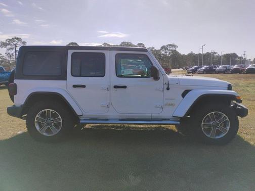 2019 Jeep Wrangler Unlimited Sahara