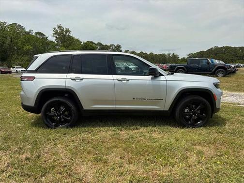 2025 Jeep Grand Cherokee Limited X