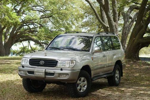 1999 Toyota Land Cruiser Base (A4)
