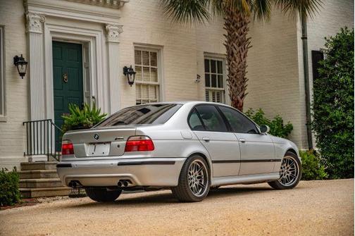 2000 BMW M5