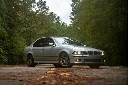 2000 BMW M5