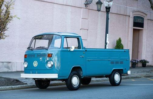 1974 Volkswagen Microbus 
