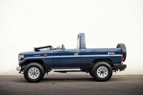 1999 Toyota Land Cruiser HZJ73