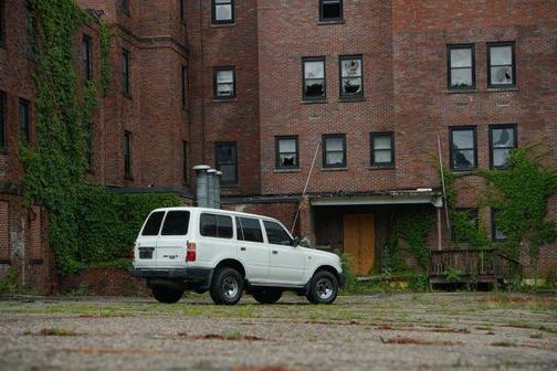 White 1997 Toyota Land Cruiser FZJ80