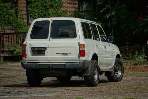 White 1997 Toyota Land Cruiser FZJ80